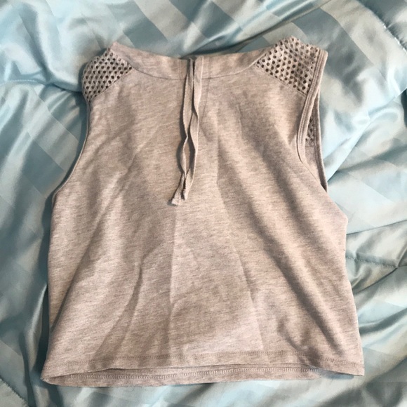 Sleeveless workout hoodie - Picture 1 of 3